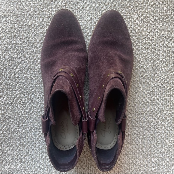 Clarks Marron (Purple) Suede Slip On Ankle Boots - Picture 7 of 8